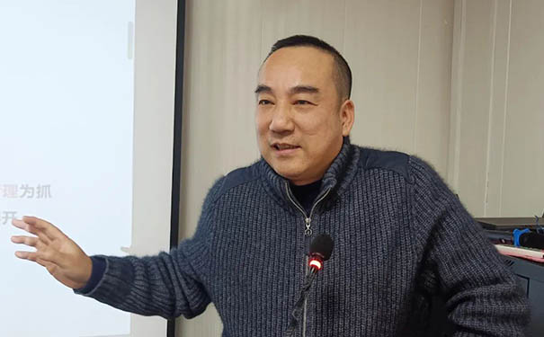 杭州顧連璽橋康復(fù)醫(yī)院2022年年終總結(jié)暨表彰大會(huì)隆重舉行